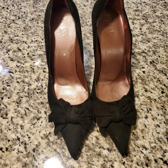 Shoe - Picture 3 of 5